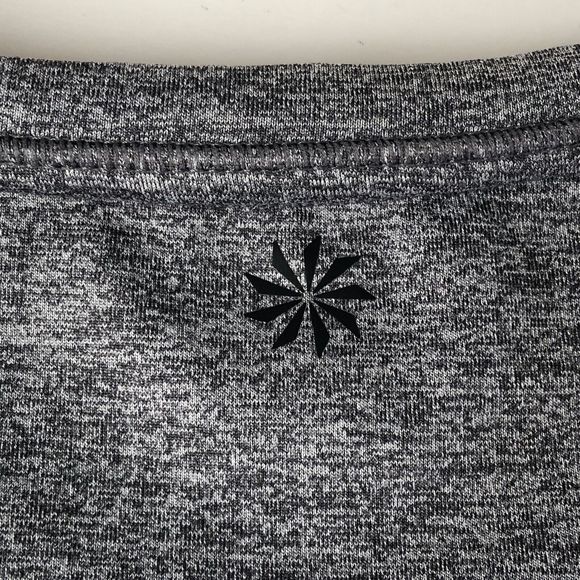 Athleta Shirt Women Small Gray Heather Thumb Hole Tulip Back Long Sleeve Top - Picture 7 of 11